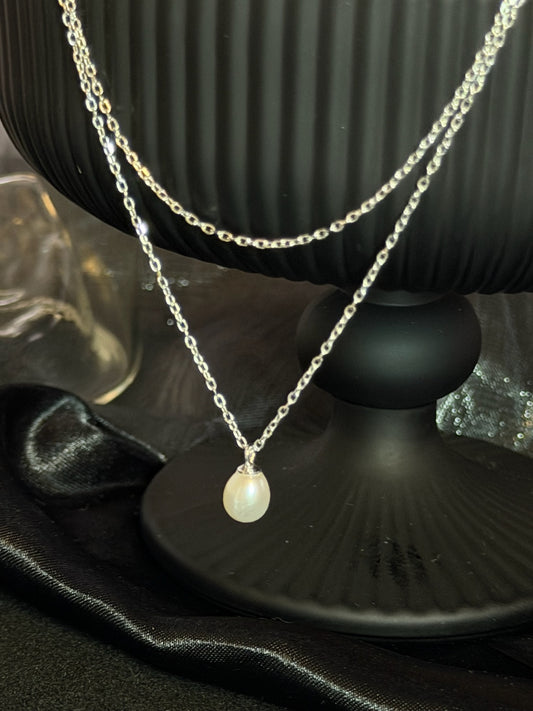 The "Noosa Teardrop" Pearl Pendant Necklace