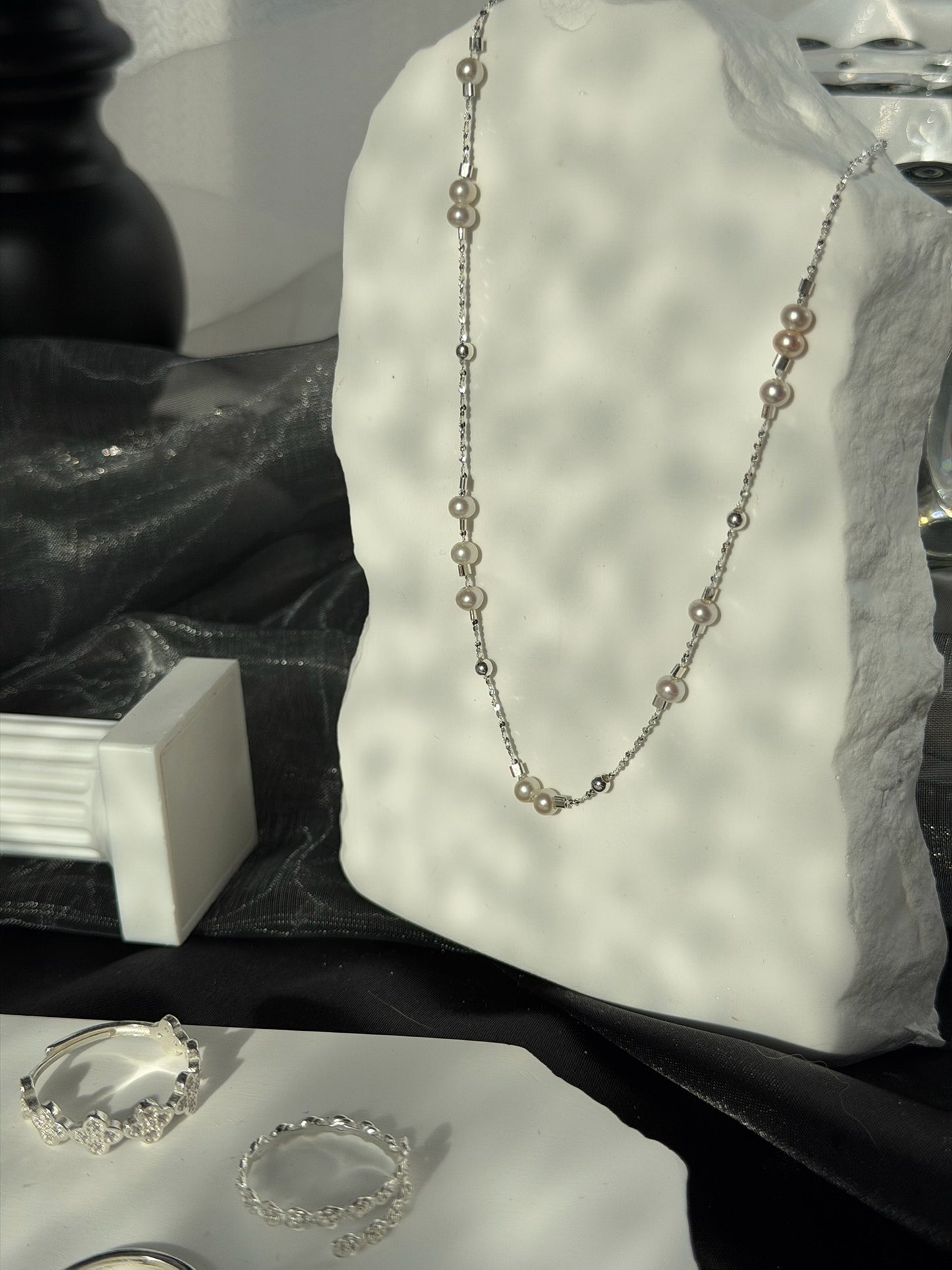 The "Paddington" Pearl Station Necklace