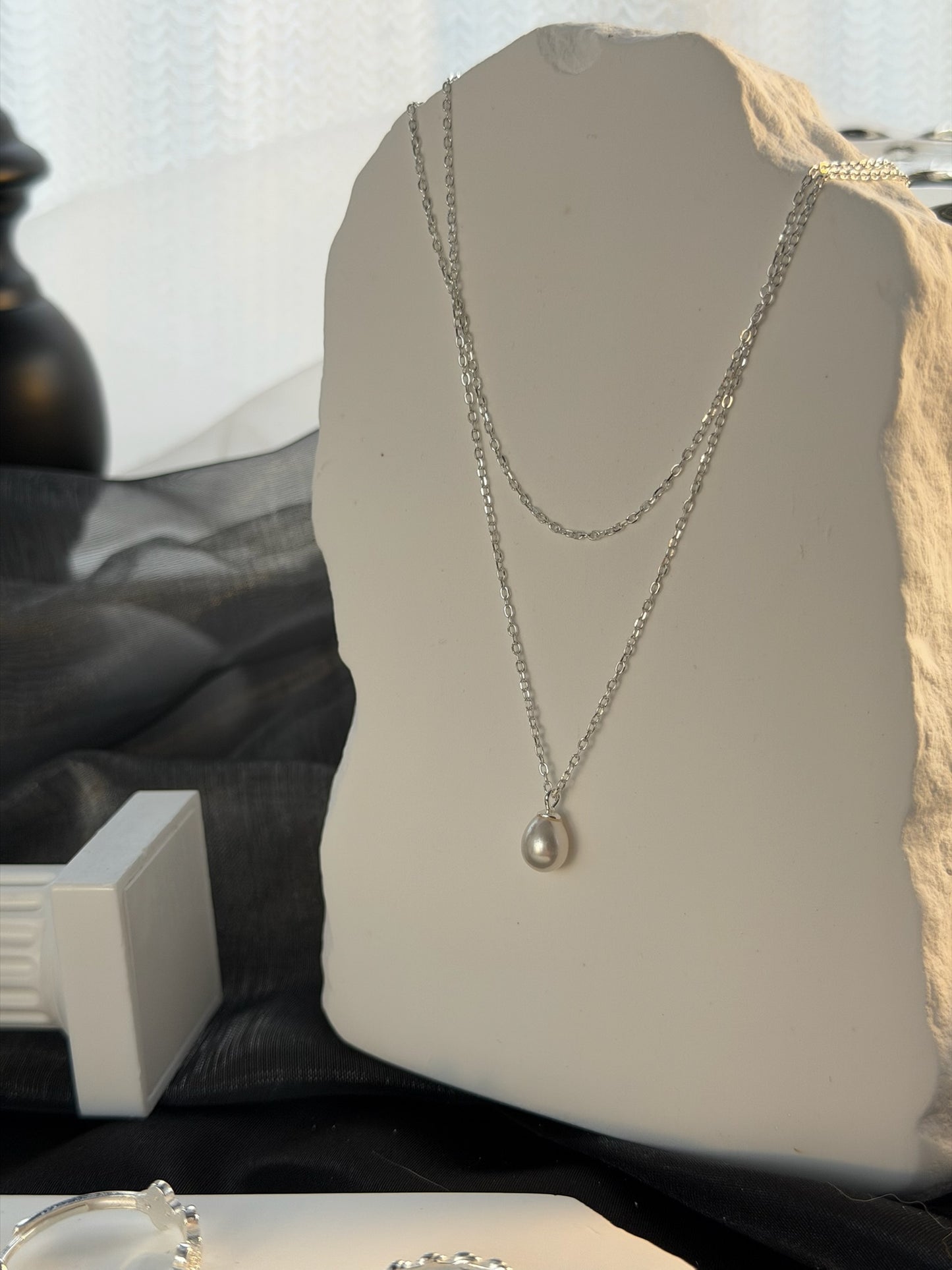 The "Noosa Teardrop" Pearl Pendant Necklace