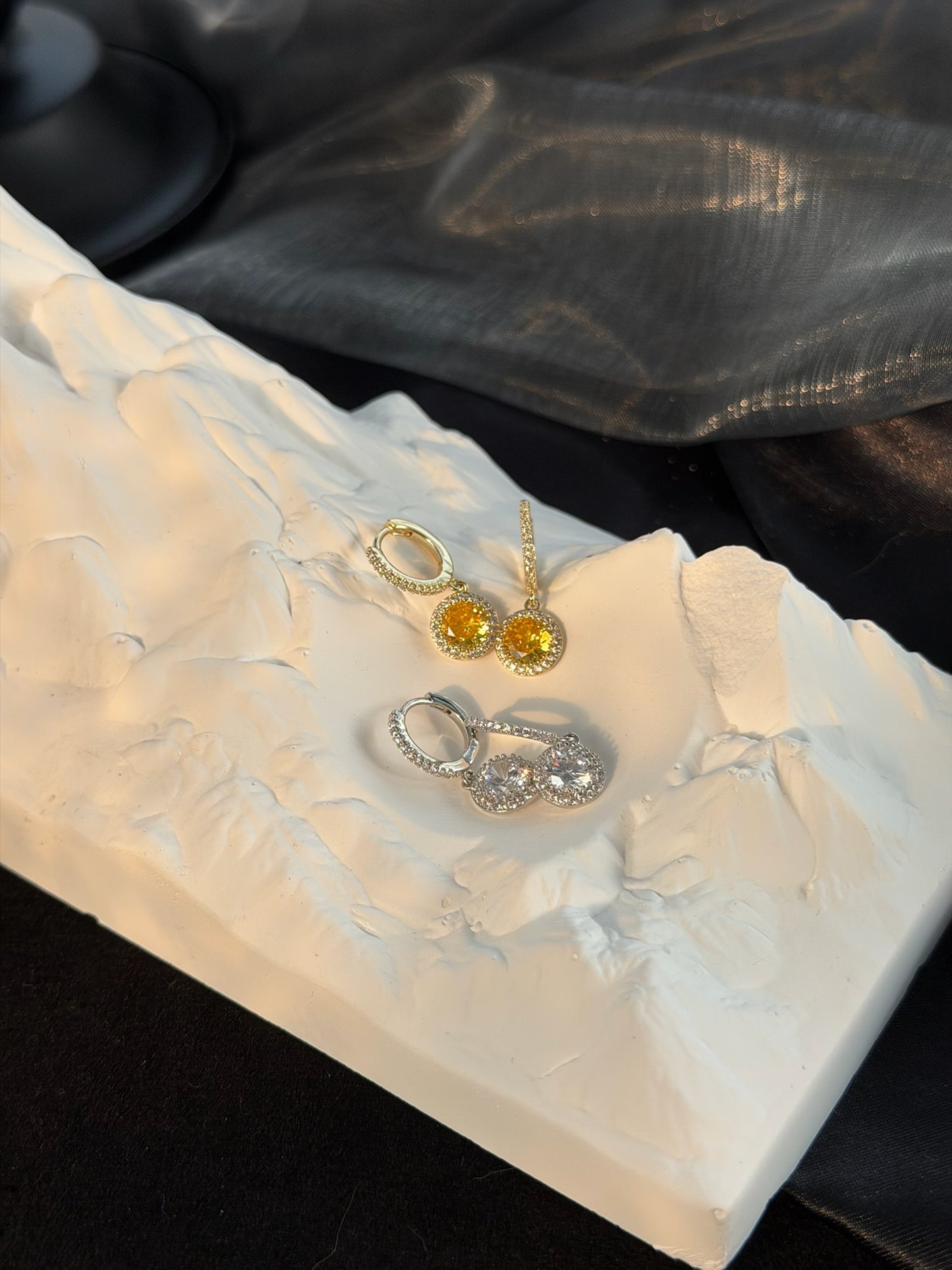 The "Sunshine Beach" Radiant Halo Drops
