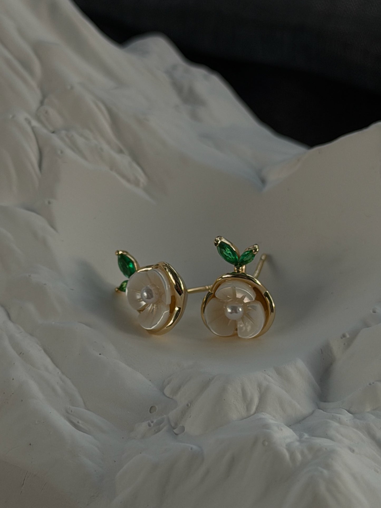 The "New Farm" Orchard Blossom Studs