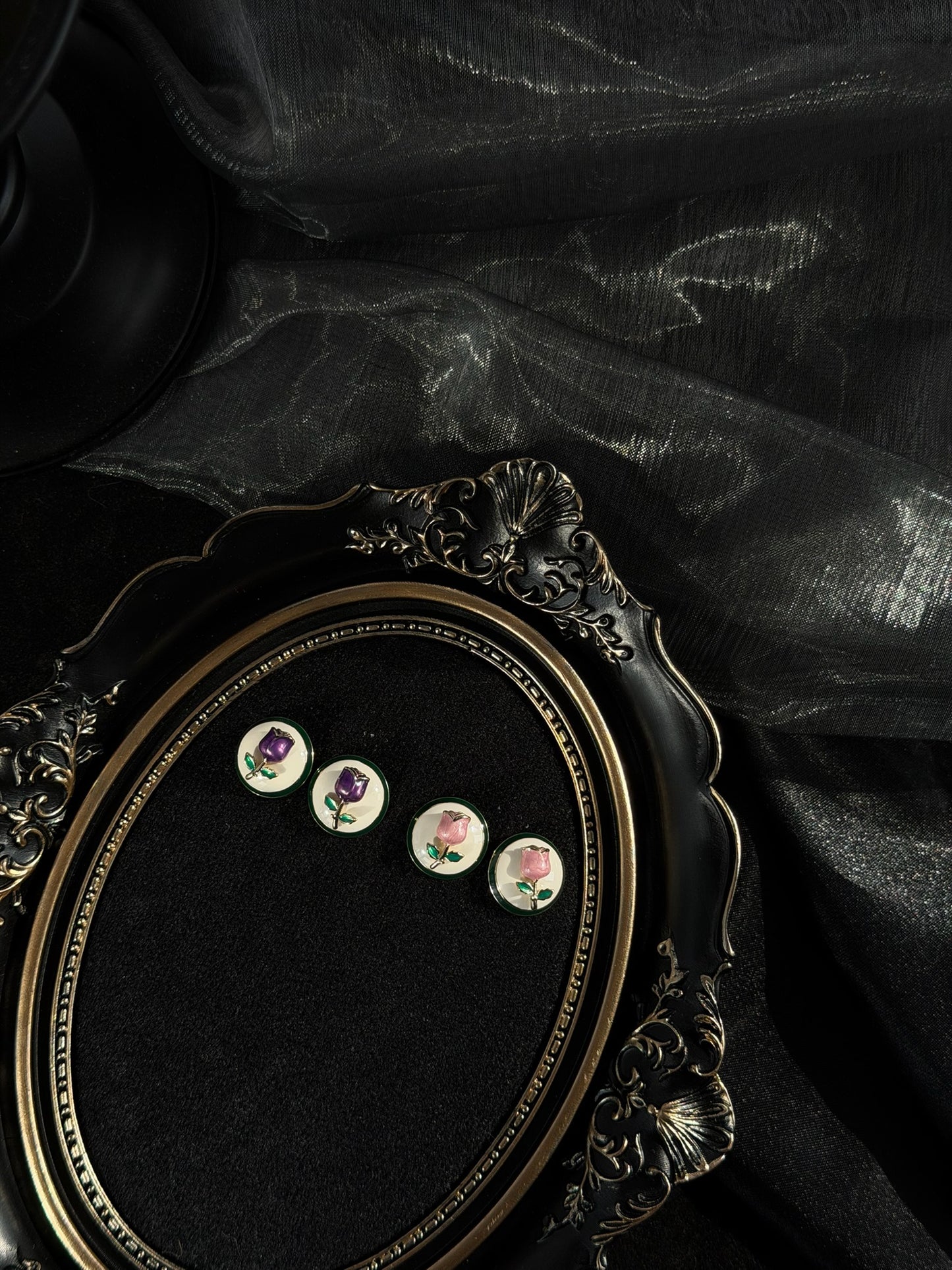 The "Roma Street" Vintage Tulip Studs